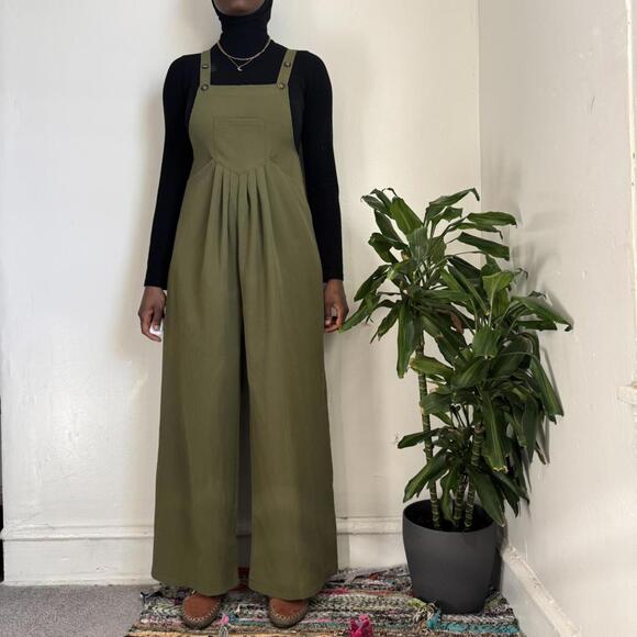 Pants - Sage Olive Wide-Leg Pinafore Jumpsuit - Size L‎